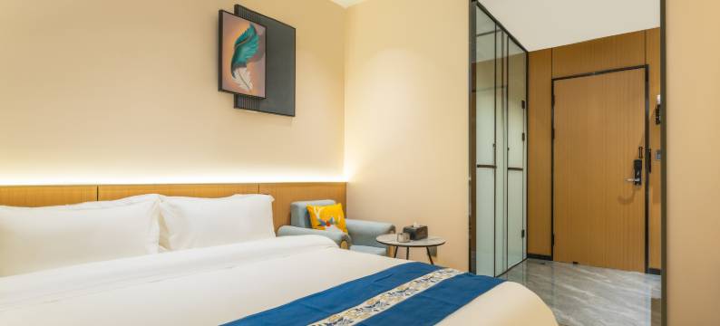 欢住酒店(兰州张掖路省政府地铁站店)图片