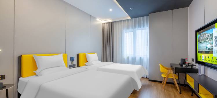 IU电竞酒店(张家口维多利亚广场店)图片