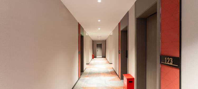 柏曼酒店(济南泉城广场趵突泉店)图片