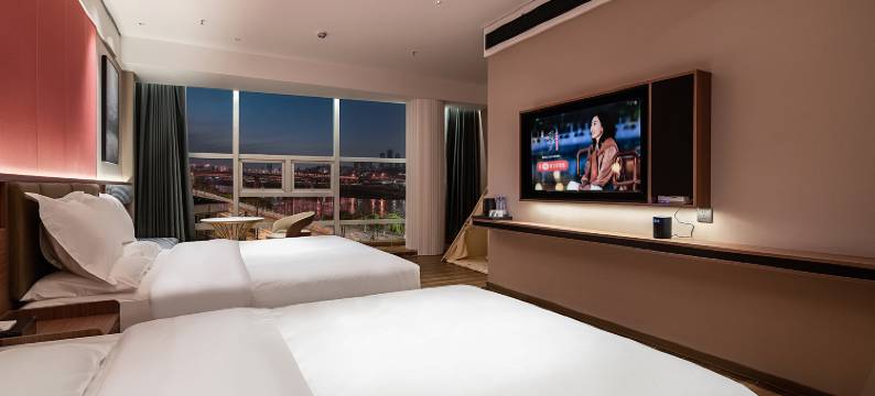 喜丽天呈酒店(南滨路长江国际店)图片