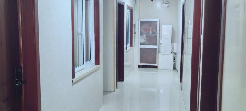 北戴河盛世宾馆电梯客房(北戴河火车站店)图片