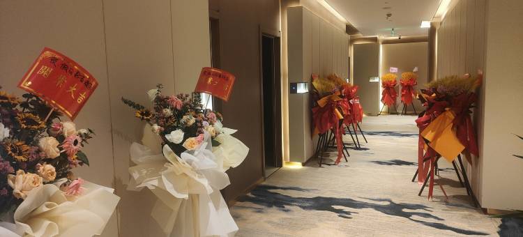 假日影音酒店(牡丹江火车站店)图片