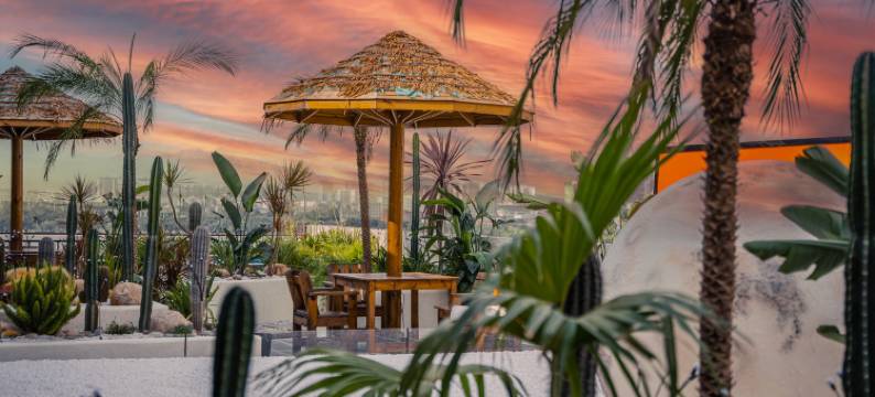 弥勒御湖智慧温泉酒店(湖泉生态园红河水乡店)图片