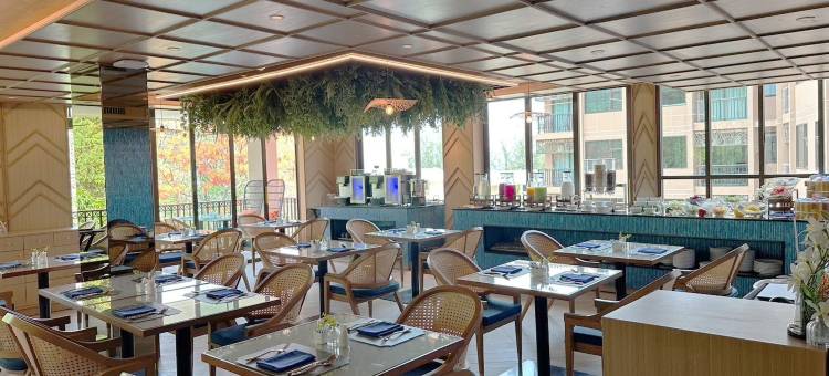 卡伦沙滩普莱德温德姆Trademark精选酒店(The Proud Karon Beach Phuket Trademark Collection by Wyndham)图片