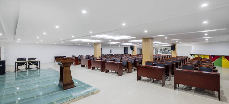 奥都酒店(刘庄夜市鸽子窝公园店)图片