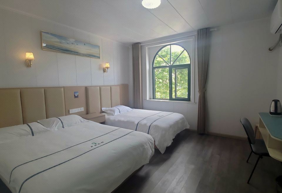  Hotel Overview