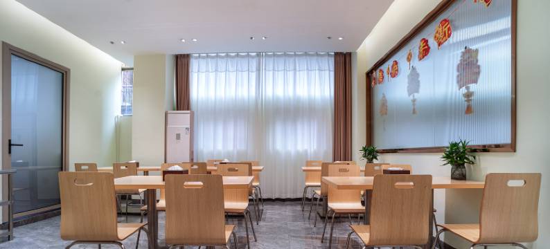 燕子归来酒店(百色右江区恒基广场美食城店)图片