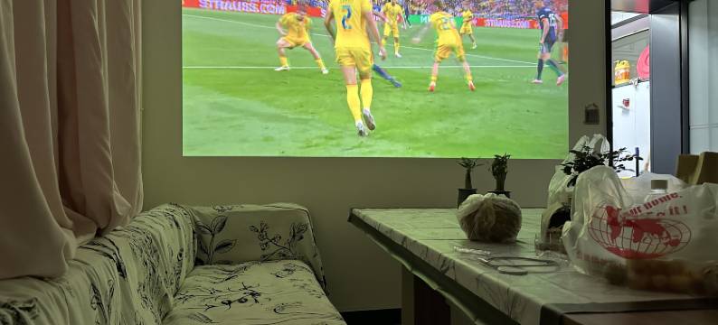 流光青旅(西宁火车站店)图片