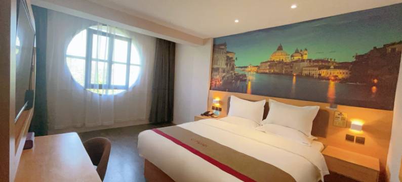 尚客优酒店(开封清明上河园鼓楼广场店)图片