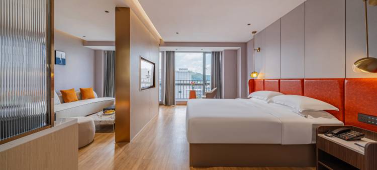 丽呈朗誉酒店(广州宝能演艺中心萝岗万达广场店)图片