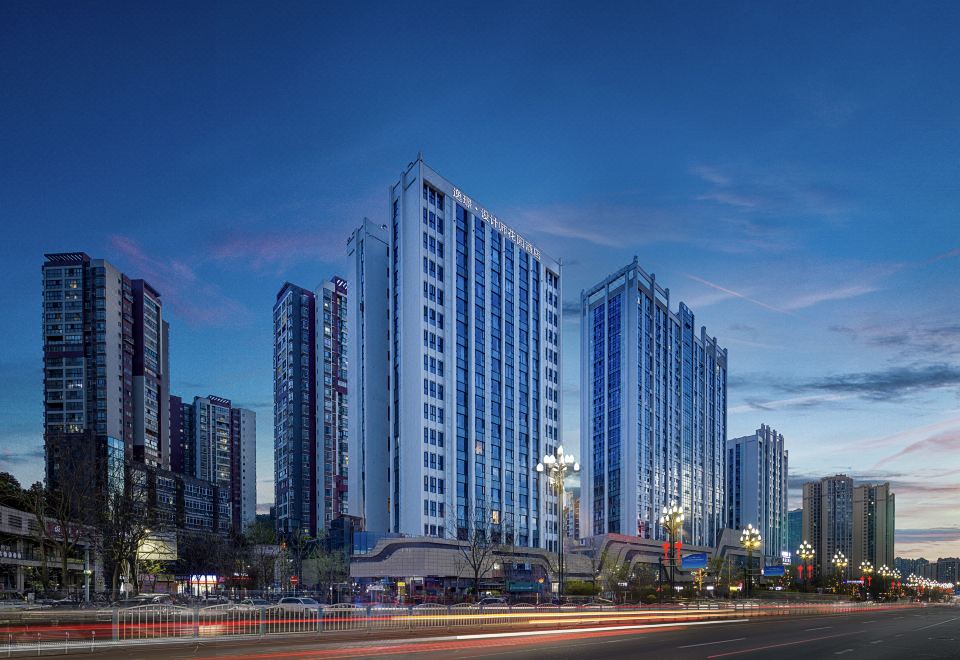  Hotel Overview