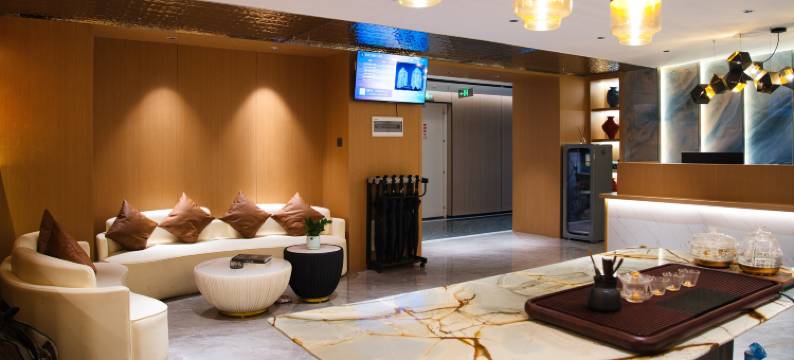 双塔之星假日酒店(泼水广场江边夜市店)图片