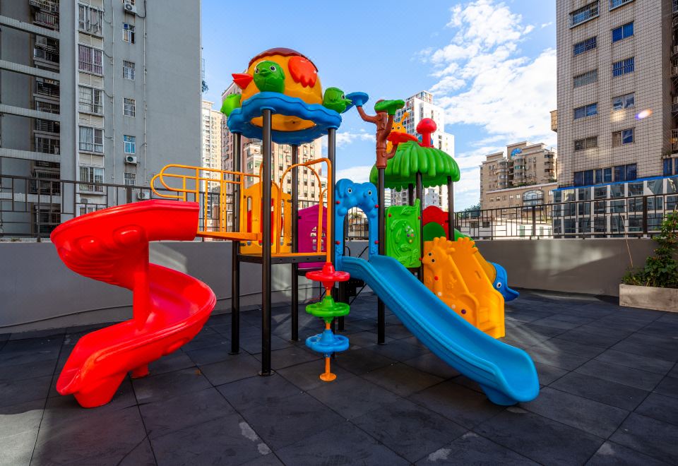 Holiday Inn Express Zhuhai Grand Theater by IHG Hotel Overview