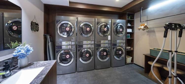 济南大观园亚朵酒店图片