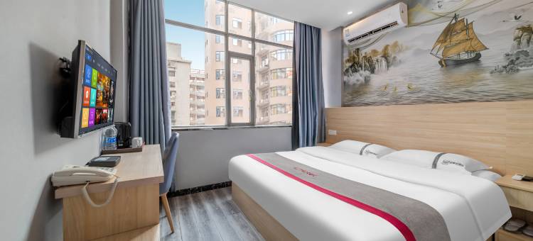 尚客优酒店(自贡五星街彩灯公园店))图片