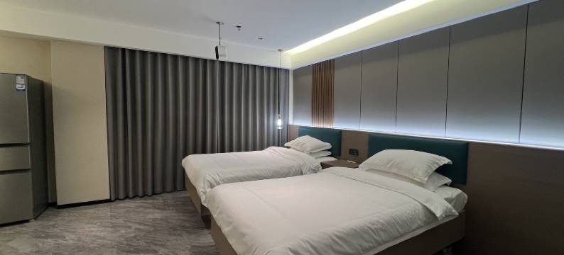 熊本电竞酒店(确山龙山大道店)图片