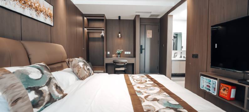 肃州区果丹皮民宿(酒泉万达广场店)图片