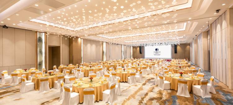 深圳龙华希尔顿逸林酒店图片