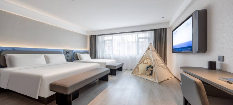 合肥淮河路步行街银泰中心轻居酒店图片