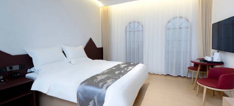 凰庭酒店(大同古城大同站店)图片