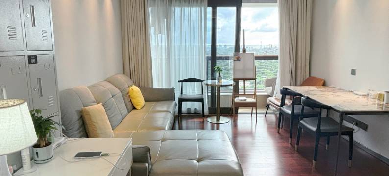 东方巴黎女生青年旅舍(深圳北站店)图片