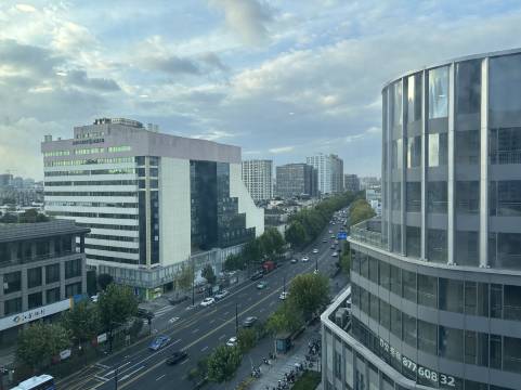 青枫—Z设计师青年旅舍(武林广场沈塘桥地铁站店)