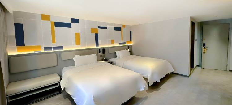 7天酒店(武汉江汉路步行街亚洲心脏病医院店)图片