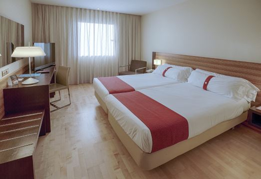 Port Elche Hotel Overview