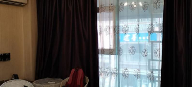 宝兴古城宾馆图片