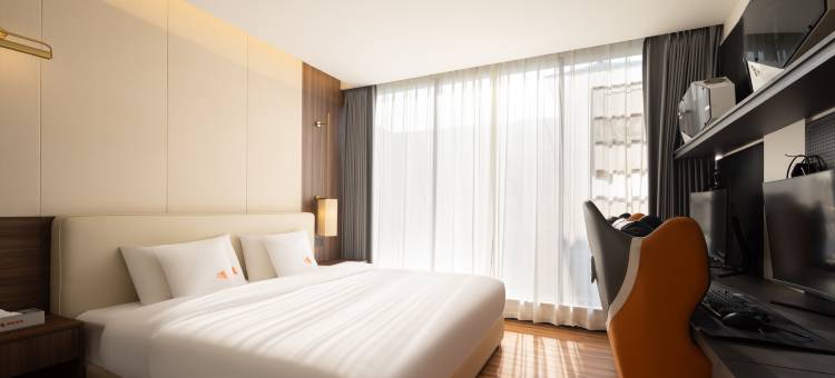 朋客电竞酒店(紫阳公园53how店)图片