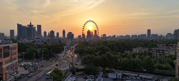 如家睿柏·云酒店(合肥淮河路步行街大东门地铁站店)图片