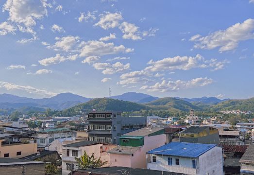 Hlangkha Hostel Hotel Overview