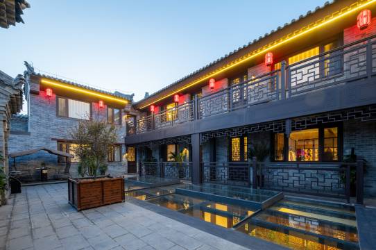 凤栖晓院民宿(大同古城墙华严寺店)