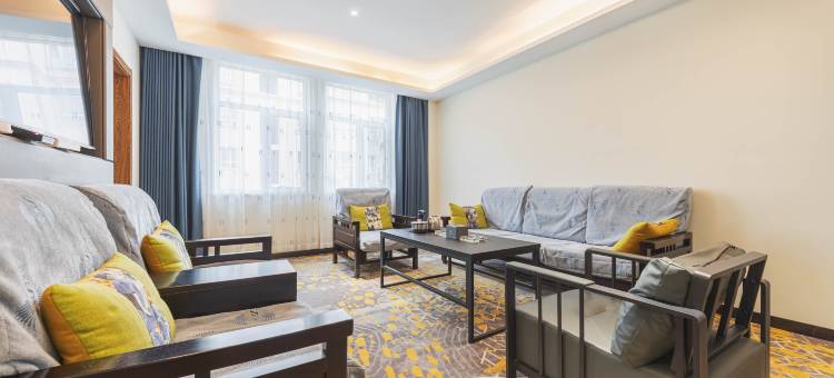 巩留H酒店(蝶湖景区店)图片