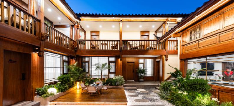 心悦·Mid villa观雪山|山野诧寂风设计师民宿(古城大水车店)图片