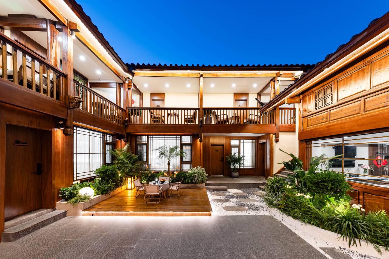 心悦·Mid villa观雪山|山野诧寂风设计师民宿(古城大水车店)图片