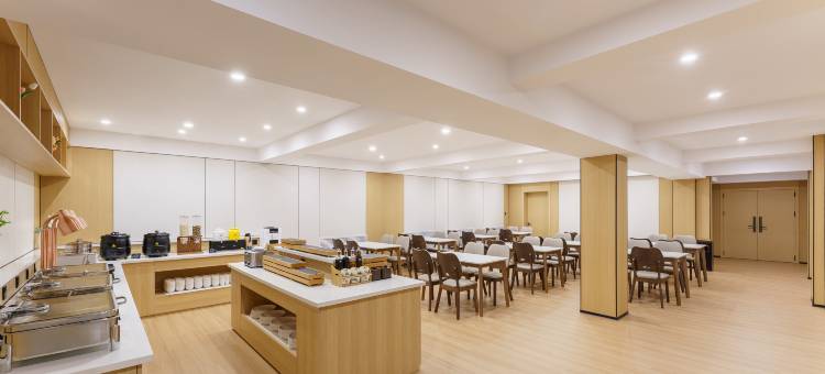 艺龙瑞云酒店(抚顺火车站店)图片