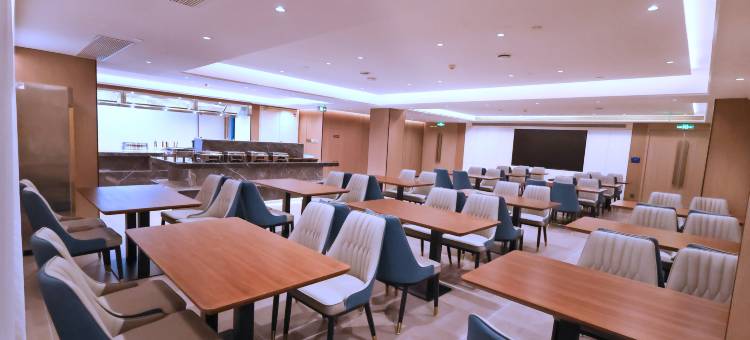 凯尔顿酒店(泉州晋江机场阳光时代广场店)图片