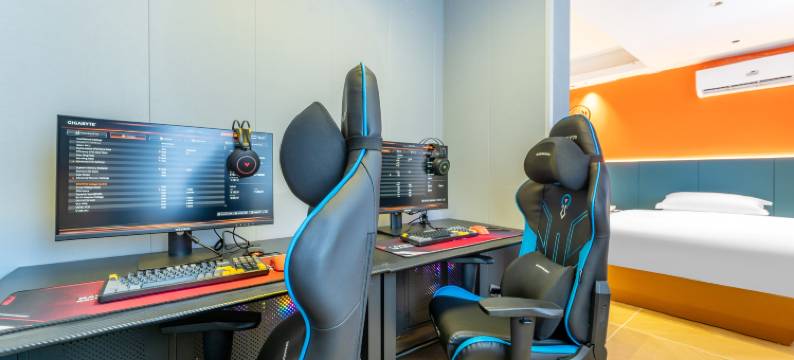 竞悦电竞民宿(丽水高铁站银泰城店)图片