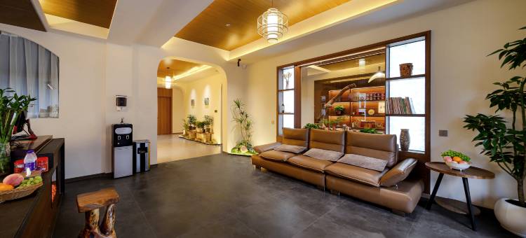 万岁居民宿(开封清明上河园店)图片