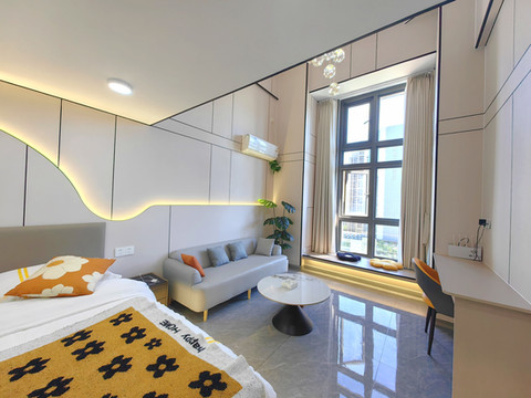 拾光time影院民宿(福州南站胪雷地铁站店)