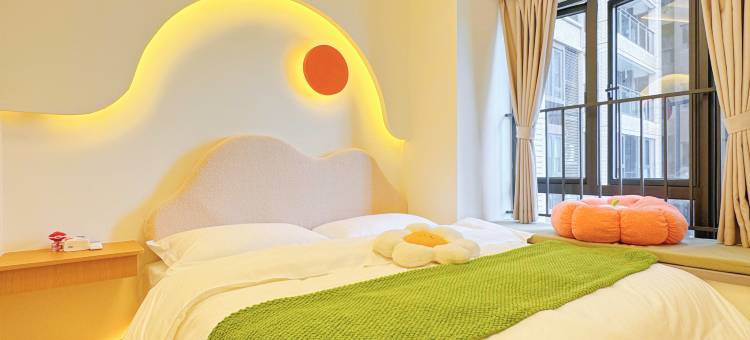 清枫时代酒店(清远银盏站店)图片