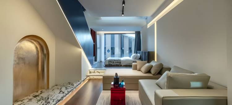 神木蓝岛度假酒店(赛里木湖景区店)图片