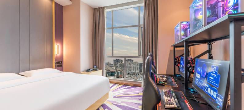 逸游·梦电竞酒店(菏泽牡丹区政府店)图片