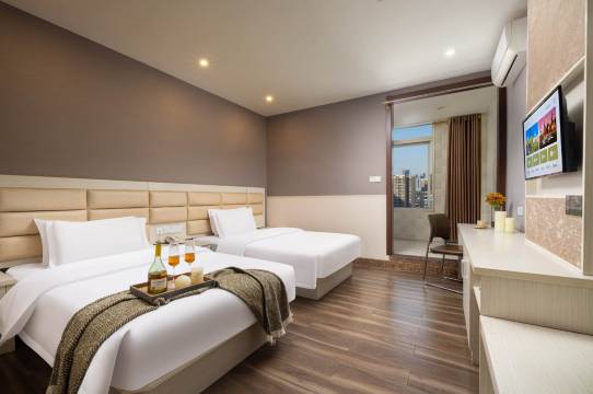 心悦酒店(南昌紫阳大道太子殿地铁站店)