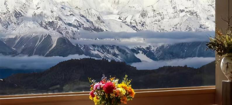 慕雪·Moonlight丨云间月·设计师智能供氧美宿(独克宗古城店)图片