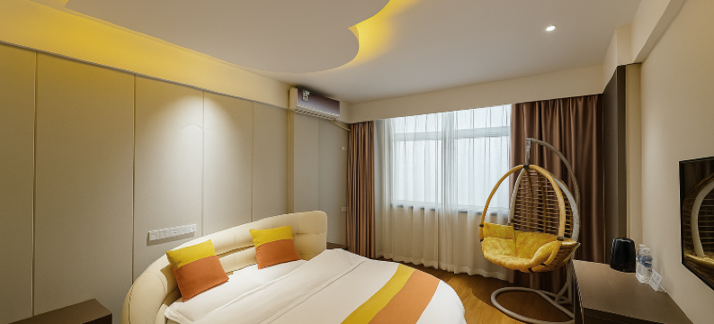 呼噜噜特色酒店(栾川老君山店)图片