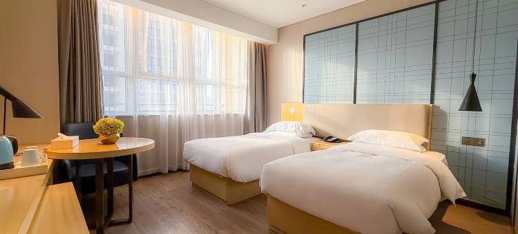 悦丰酒店(西安明城墙西北大学店)图片