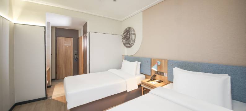 如家酒店·neo(哈尔滨中央大街友谊宫地铁站店)图片