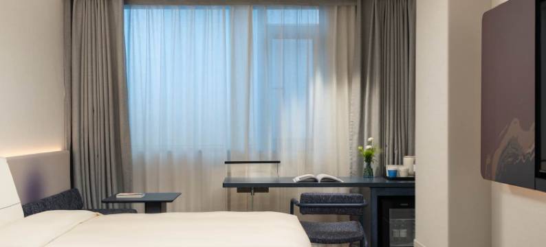 长沙五一广场贺龙体育馆轻居酒店图片